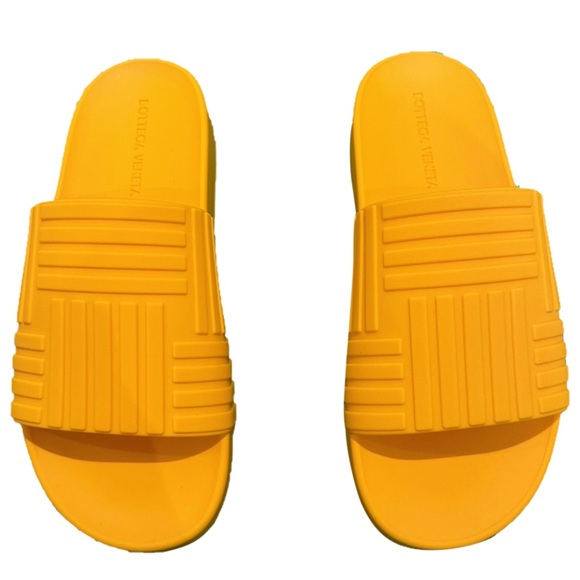 Bottega Veneta Slide Sandal - Picture 5 of 6